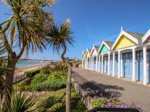 Gallery image of Anchors Away in Weymouth