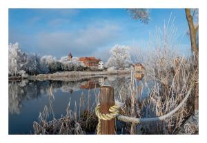 Foto da galeria de Ferienwohnungen Schiffstatt em Guxhagen