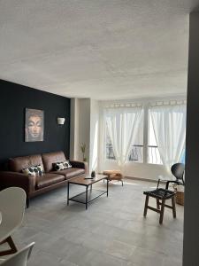 Гостиная зона в Apartamentos La Mar