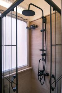 A bathroom at No 8 Galata Még 37 kép