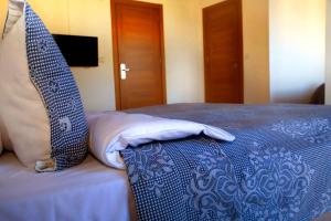 A bed or beds in a room at Miletus Otel Şile