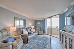 Remarkable Hudson Condo with Coastal Views!