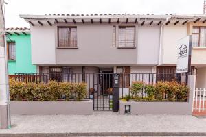 Το κτήριο όπου στεγάζεται  το ξενοδοχείο