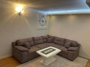Posezení v ubytování Days Inn Apartments