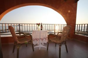 A balcony or terrace at PORTO-FINO
