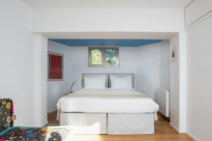 Postel nebo postele na pokoji v ubytování Luxurious Villa Philoxenia