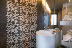 Koupelna v ubytování Luxurious Villa Philoxenia