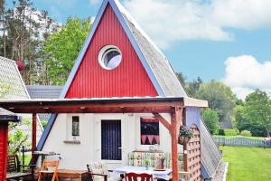 a small house with a red roof at Cottage, Perlin in Perlin