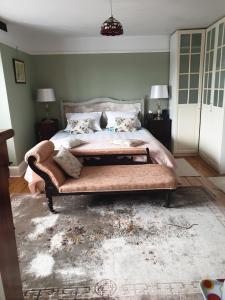 Ένα ή περισσότερα κρεβάτια σε δωμάτιο στο Harry's bed and breakfast