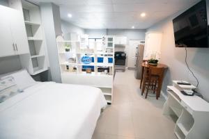 Köök või kööginurk majutusasutuses Stacys Place #3 Studio Apartment +6 fotot