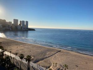 Zdjęcie z galerii obiektu Santa Margarita, Benidorm Levante, 1st line, Frontal Seaview, Ocean Terrace w mieście Benidorm