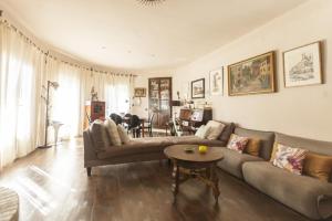 Fotografie z fotogalerie ubytování VILLA CON PISCINA v destinaci Tossa de Mar