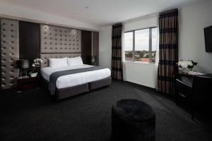 Postel nebo postele na pokoji v ubytování Rydges Latimer Christchurch