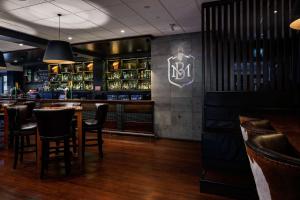 Lounge nebo bar v ubytování Rydges Latimer Christchurch
