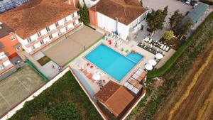 Bazén v ubytovaní Athina Airport Hotel alebo v jeho blízkosti