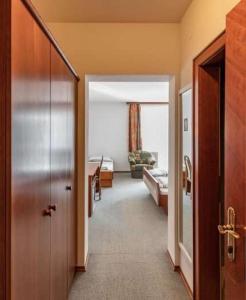 Austria Traveller Hotel Lenzing客房内的一张或多张床位