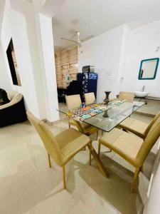 Ruang duduk di Harmony Villa +8 gambar