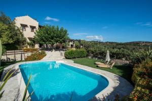 Πισίνα στο ή κοντά στο Villa Faye