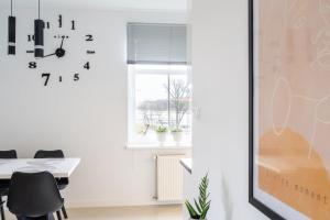 Zdjęcie z galerii obiektu Park View - przy plaży, parking, TV55" z Netflix i Max w Iławie
