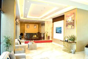 Area lobi atau resepsionis di Panorama Hotel Kuwait