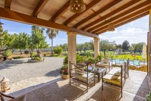Der Swimmingpool an oder in der Nähe von Finca Sa Tanqueta Rústica