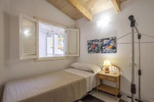 A bed or beds in a room at Sol i Mar 2