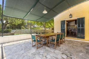 Patio nebo venkovní prostory v ubytování Finca Alzina 454