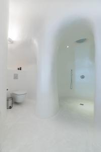 Uma casa de banho em Maregio Suites
