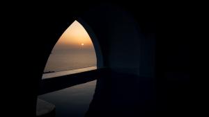 O nascer ou o pôr do sol visto a partir do hotel