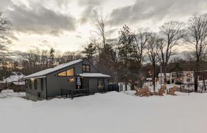 Afbeelding uit fotogalerij van Acorn Lodge - Luxury Cabin, Catskills, Windham Mountain, Hunter Mountain in Cairo