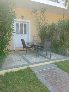 Vonkajšia záhrada v ubytovaní Summer Garden Αpartments & Studios