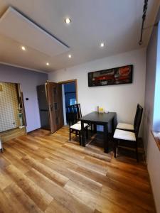 Zdjęcie z galerii obiektu Apart Wilhelmina 75m2 w mieście Katowice