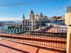 Gallery image of Apartamento Casco Histórico , playa Postiguet in Alicante