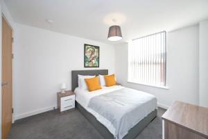 A Gorgeous 1 Bedroom Apartment with Parking in Preston City Centre