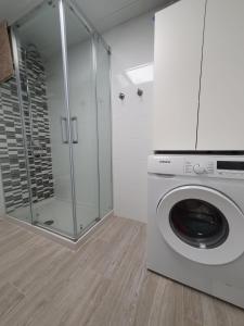 Foto da galeria de Apartment PYR em Fuengirola