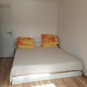 Postel nebo postele na pokoji v ubytování La Rancu in Sportivilor