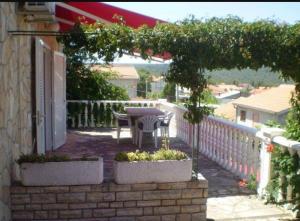 Balkón alebo terasa v ubytovaní Happy 2Bedroom Apartments