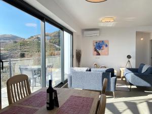 Výhľad na hory alebo výhľad na hory priamo z apartmánu
