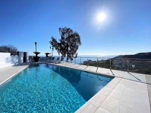 Bazén v ubytovaní Penthouse Balcon del Mar 124 Casasol alebo v jeho blízkosti