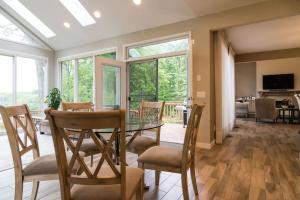Gallery image of Nature living Luxury private Home pristine lake in Wolverine Lake