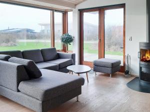 Posezení v ubytování 7 person holiday home in Vestervig-By Traum
