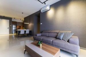 Χώρος καθιστικού στο NEW! Modern Classy Luxury United Point现代优雅奢华 6pax