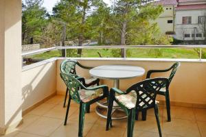Balkón nebo terasa v ubytování Apartment in Starigrad near Beach & Paklenica