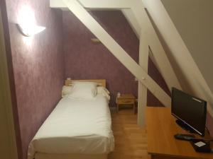 Кровать или кровати в номере Auberge le Cheylet