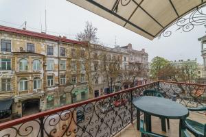 Gallery image of Katerynyska 2 Level Apartment with Sauna in Odesa
