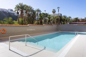 The swimming pool at or close to Home2Book Sea View Studio Puerto de la Cruz