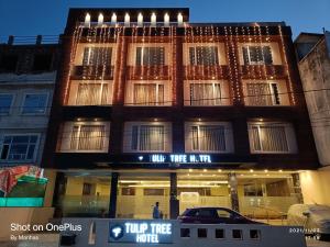 Bangunan di mana terletaknya hotel