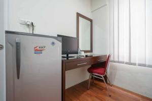 Dapur atau dapur kecil di Avalon Karawaci Mitra RedDoorz
