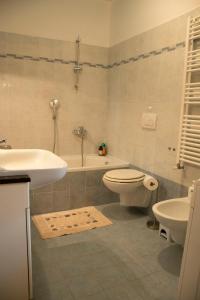 Ein Badezimmer in der Unterkunft Un’oasi di pace