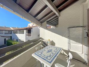 A balcony or terrace at Réf LS59: Appart 4 pers le Beauduc 51 n°49